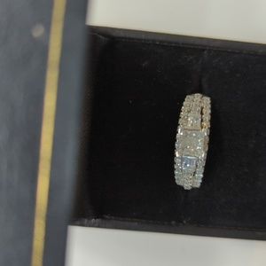 Bridal set. Real diamonds.  size.7 sizer in an size 8 ring.